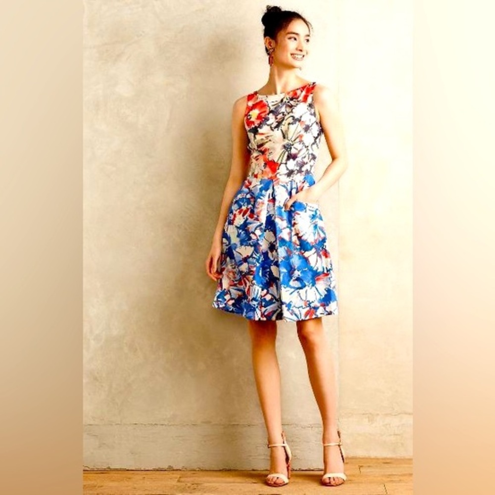 NEW | Donna Morgan x Anthro Floral Shift Dress
